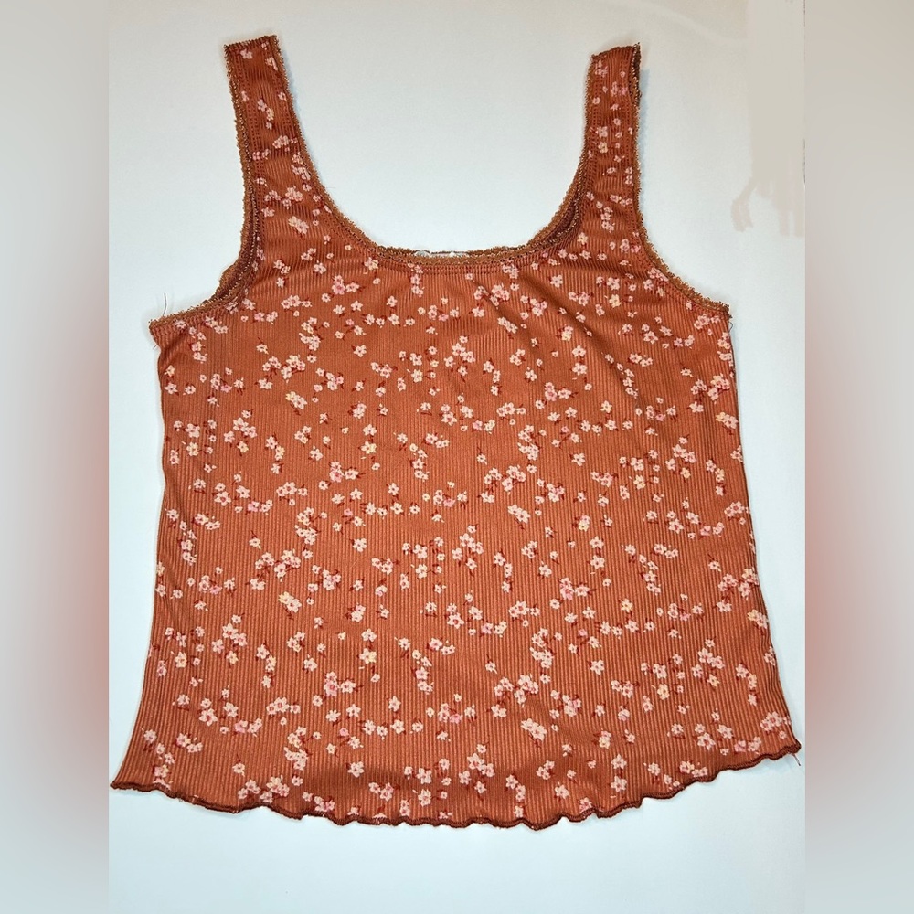 Pink Rose, Orange/pink, Size Medium Regular Tank Top, Sorta Cropped Partially